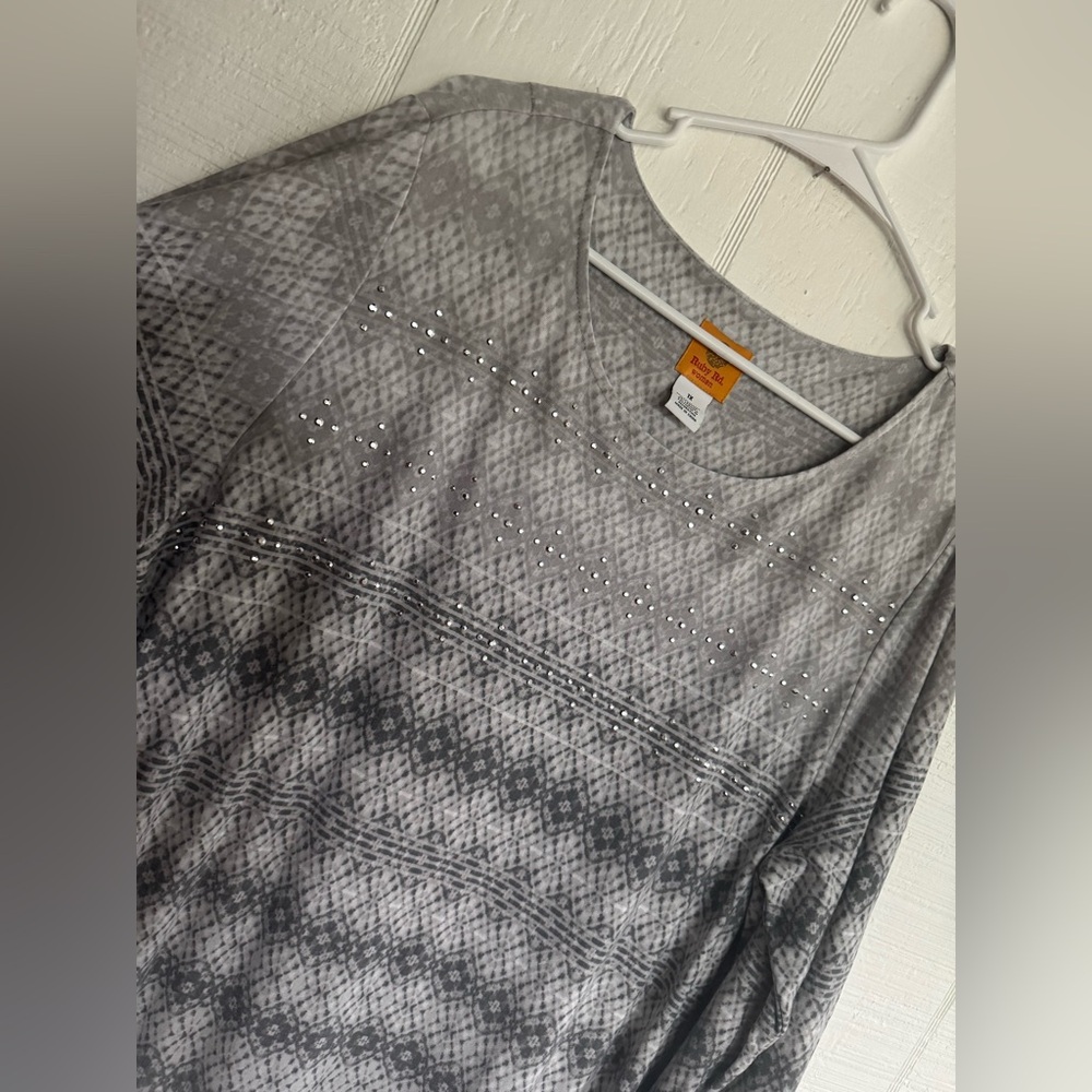 Ruby Rd. Gray Patterned Tunic Top - Picture 4 of 5